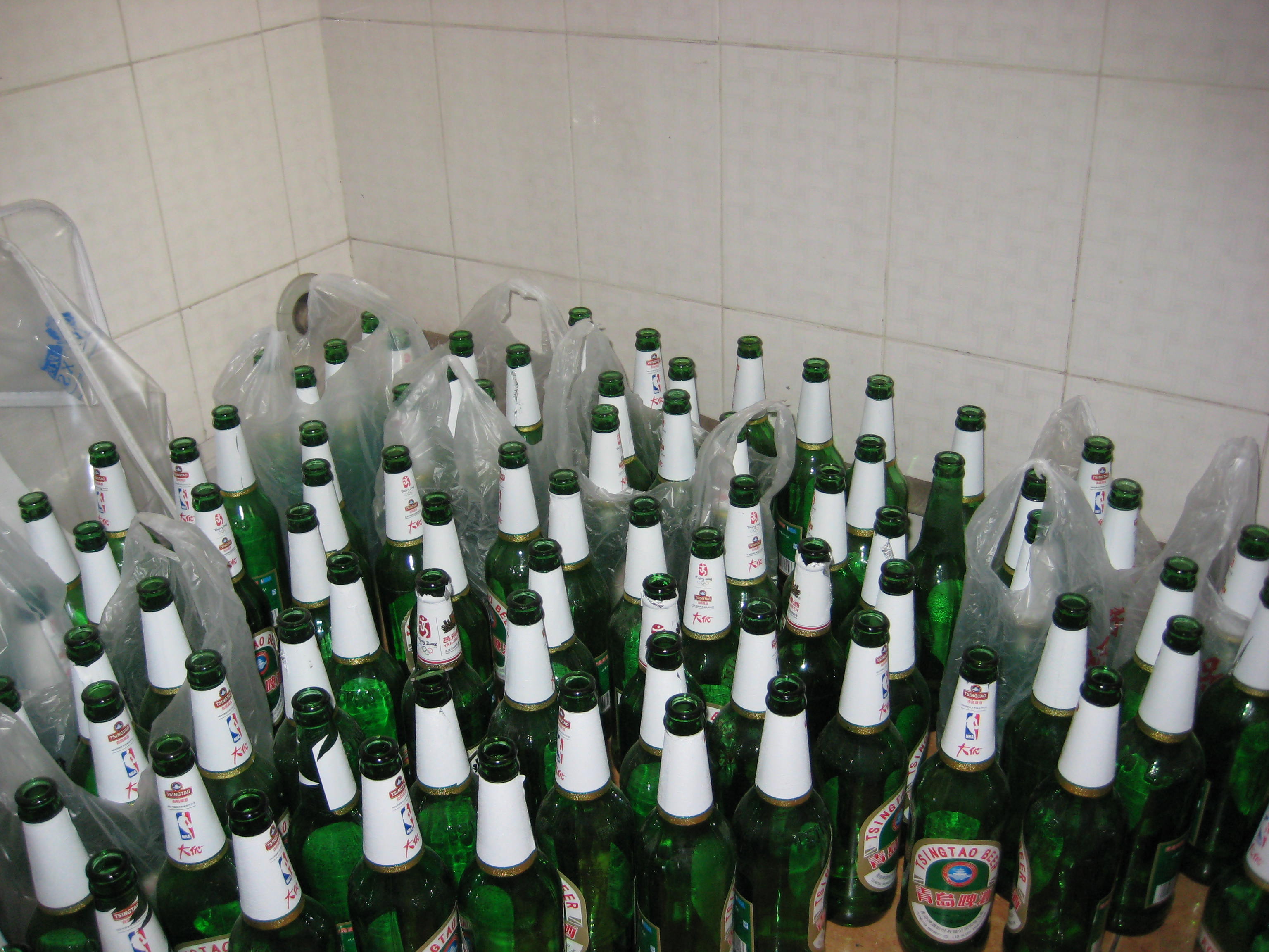 Cheers Drinking Culture in China (干杯) Chinese Language Blog