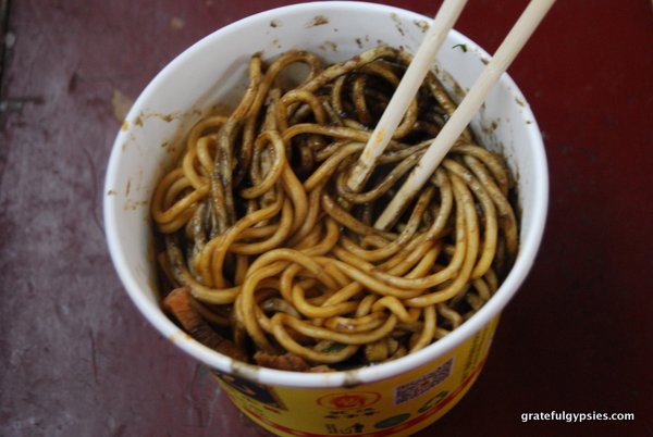 Hot-dry noodles