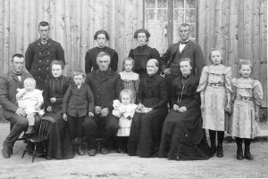 The family... (Image by Asen Museum og Historielag on flickr.com)