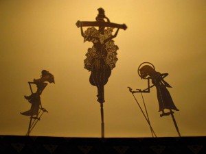 Wayang-Wahyu-Yesus-disalib