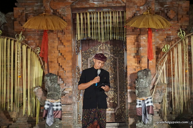 Balinese poetry reading.