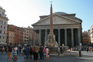 Pantheon in Rome. Courtesy of Jean-Pol GRANDMONT & WikiCommons.
