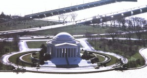 Jefferson Memorial Building. Courtesy of WikiCommons & EditorASC
